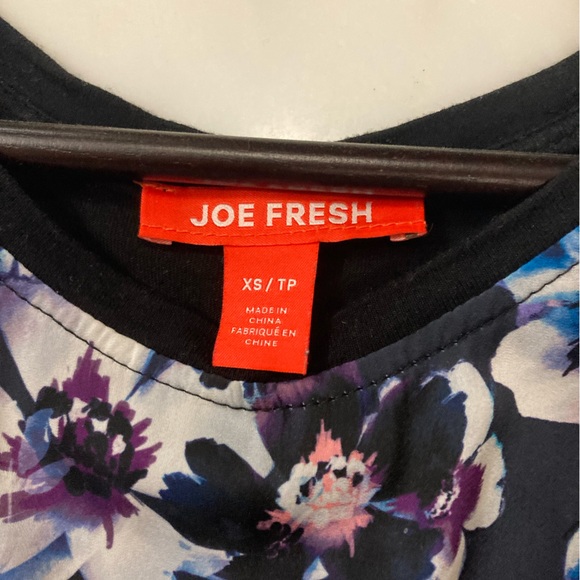 Joe Fresh top size extra small - Picture 3 of 3